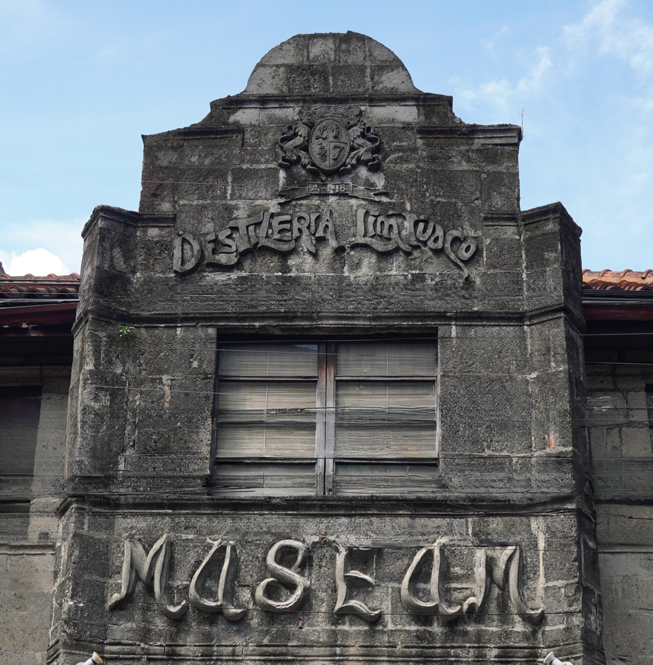 Destileria Limtuaco Museum